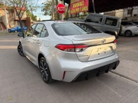 TOYOTA COROLLA SE SEDAN 2024 AUT