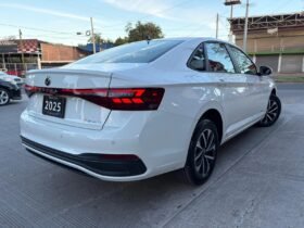 VOLKSWAGEN JETTA CONFORTLINE SEDAN 2025 AUT
