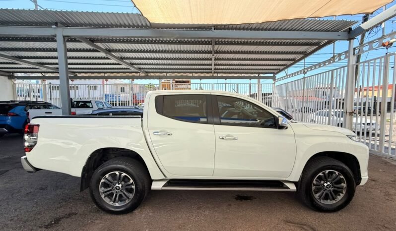 
MITSUBISHI L200 DIESEL PICK UP 2022 AUT full									