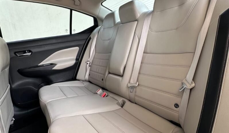 
NISSAN VERSA EXCLUSIVE SEDAN 2024 AUT full									