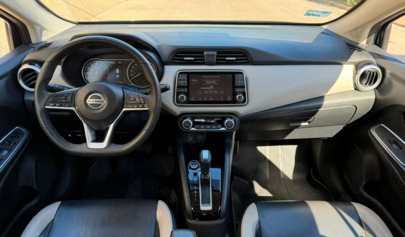 
NISSAN VERSA PLATINUM SEDAN 2021 AUT full									