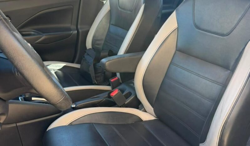 
NISSAN VERSA PLATINUM SEDAN 2021 AUT full									