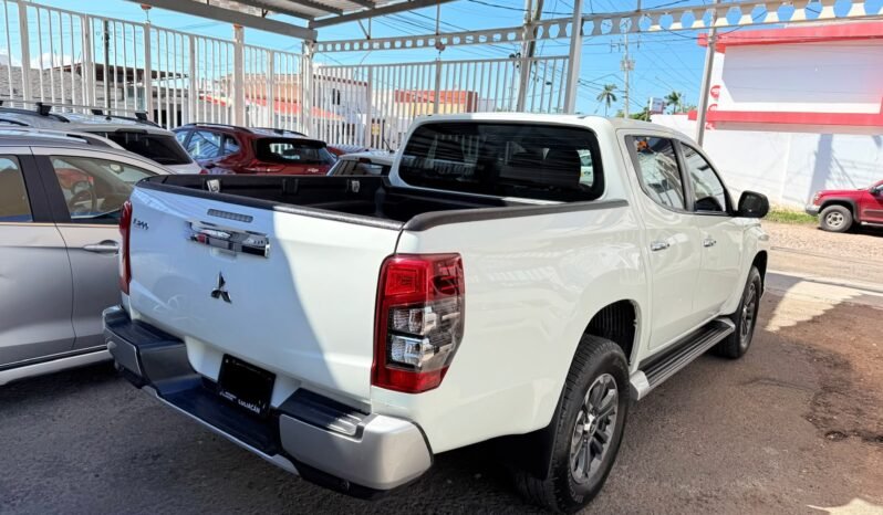 
MITSUBISHI L200 DIESEL PICK UP 2022 AUT full									